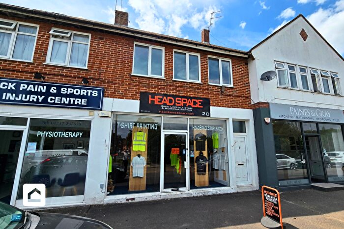 2 Bedroom Flat To Rent In Dovers Green Road, Reigate, Surrey, RH2