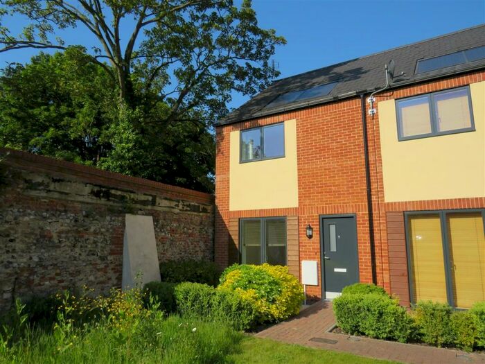 2 Bedroom Terraced House To Rent In Sussex Street, Norwich, NR3