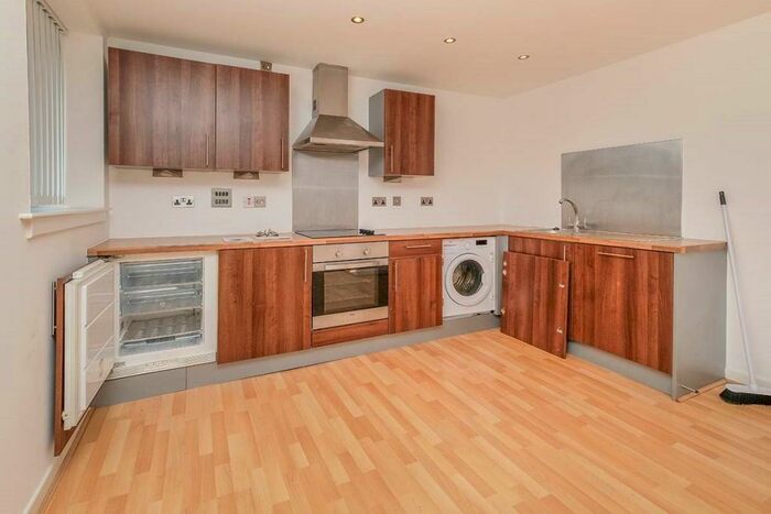 2 Bedroom Apartment To Rent In Greenheys Road, Liverpool, L8