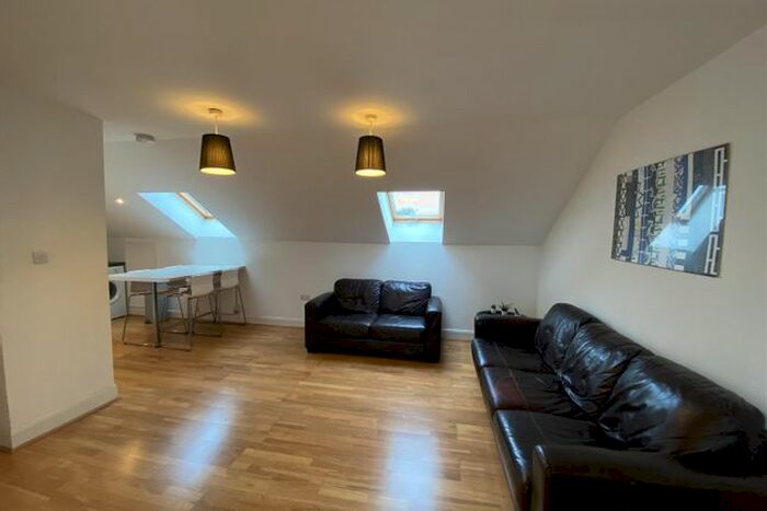 2 Bedroom Flat To Rent In Chaplin Road, London, NW2