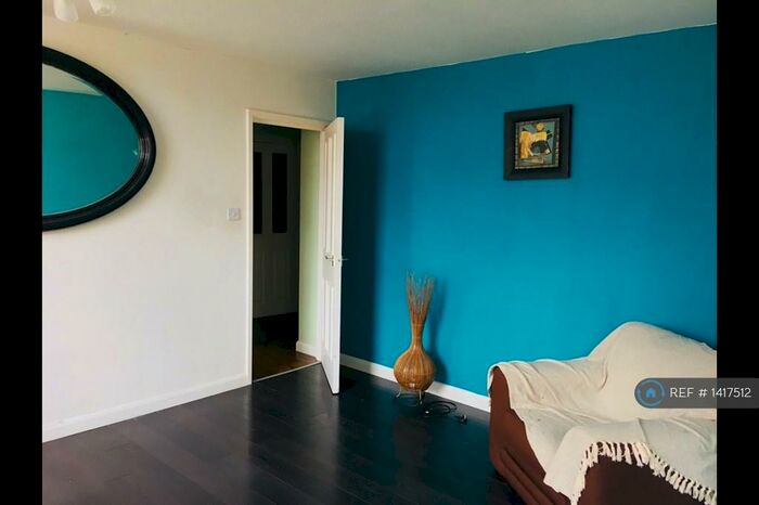 1 Bedroom Flat To Rent In Robinson Row, Hull, HU1