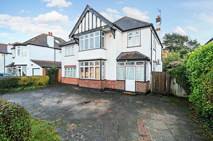 4 Bedroom Detached House For Sale In Sutherland Avenue, Petts Wood, Orpington, BR5