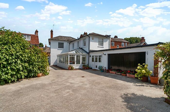 4 Bedroom Detached House For Sale In Palmerston Street, Romsey, SO51