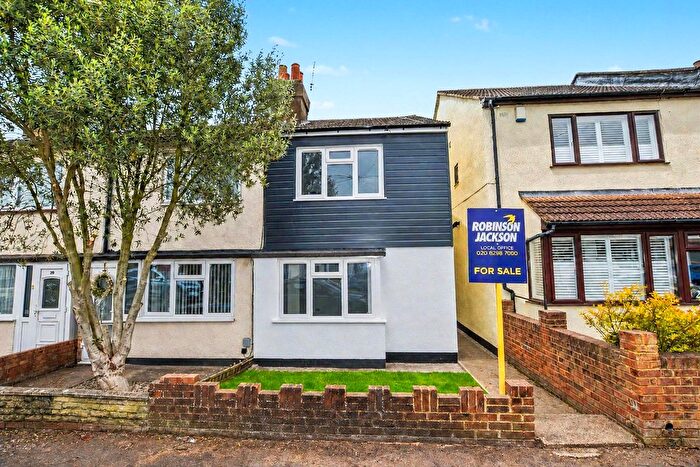 3 Bedroom End Terrace House For Sale In Sandford Road, Bexleyheath, DA7