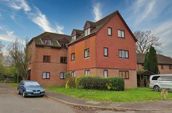 1 Bedroom Apartment To Rent In Black Swan Close, Pease Pottage, Crawley, West Sussex, RH11