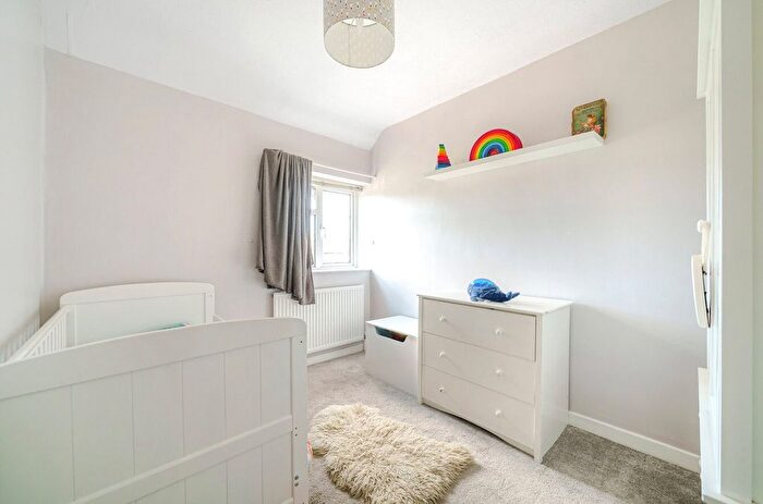 3 Bedroom Terraced House For Sale In Burpham, Guildford, Surrey, GU4