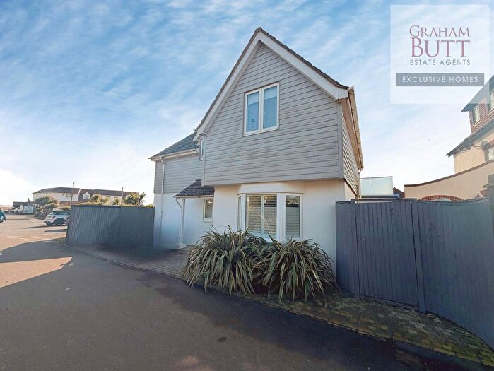 3 Bedroom Detached House To Rent In South Strand, East Preston, Littlehampton, BN16