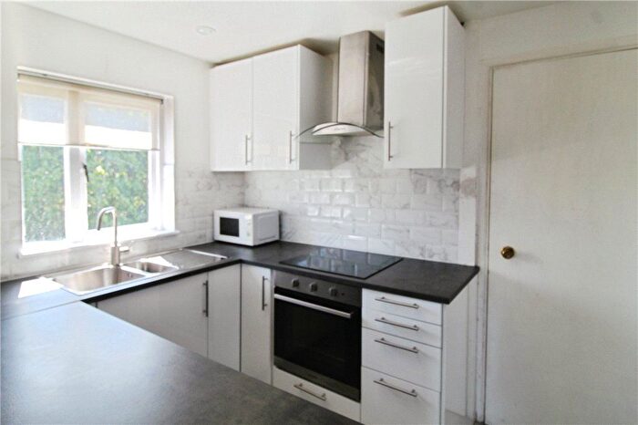 1 Bedroom Flat To Rent In Redgrave Close, Croydon, CR0