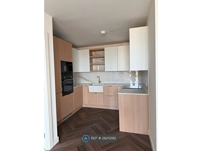 2 Bedroom Flat To Rent In The Hyde, London, NW9