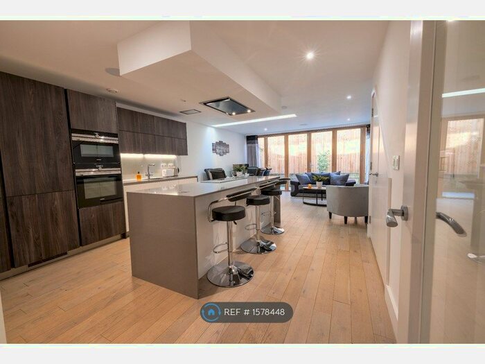 3 Bedroom Terraced House To Rent In Vinery Way, London, W6