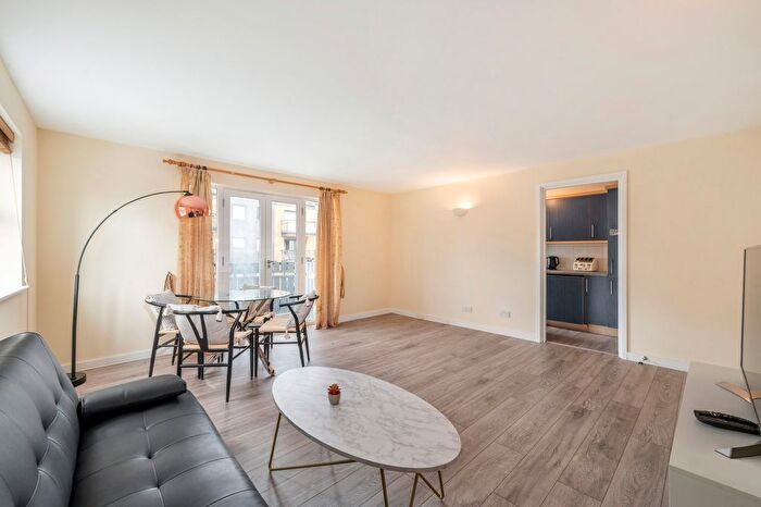 2 Bedroom Flat To Rent In Springview Heights, Bermondsey Wall West, SE16