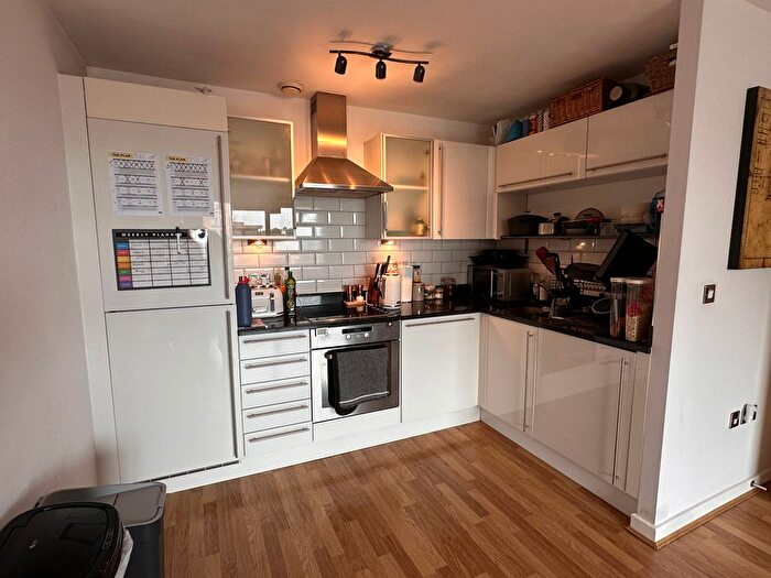 1 Bedroom Flat For Sale In Fourth Floor Flat, Providence House, Providence Place, Maidenhead, Berkshire, SL6