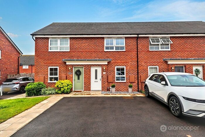 2 Bedroom Terraced House For Sale In Top Knot Close, Nuneaton, CV11