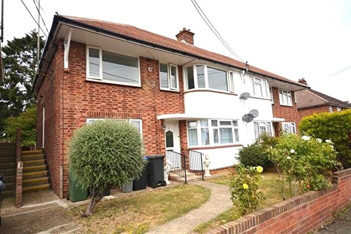 2 Bedroom Maisonette For Sale In York Gardens, Braintree, Essex, CM7