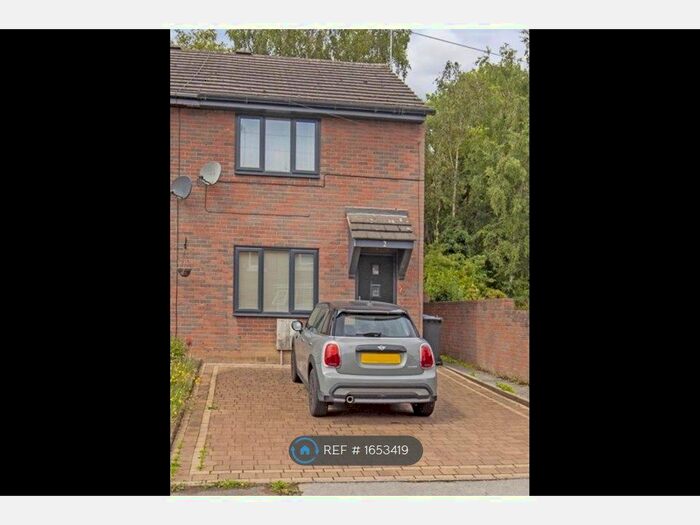 2 Bedroom Semi-Detached House To Rent In Wateringbury Grove, Chesterfield, S43