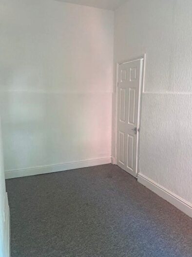 1 Bedroom Flat To Rent In Station Road, Westcliff-On-Sea, SS0