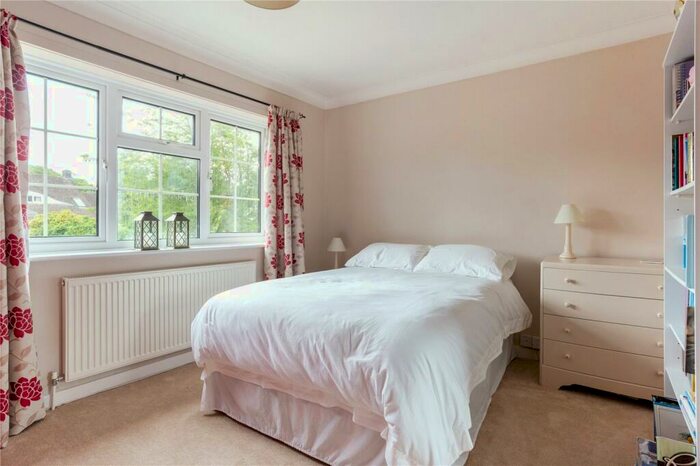 5 Bedroom Detached House For Sale In Shepherds Way, Liphook, GU30