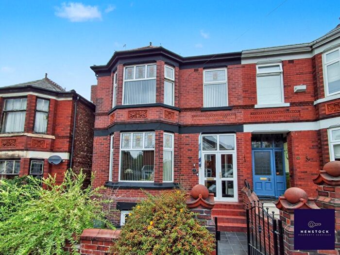 4 Bedroom Semi-Detached House For Sale In Polefield Road, Blackley, Manchester, M9