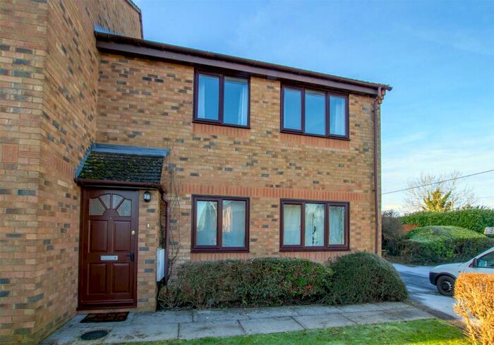 3 Bedroom Apartment To Rent In The Larches, Carterton, Oxfordshire, OX18