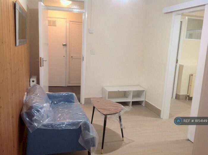 1 Bedroom Flat To Rent In Lower Ground, London, N1