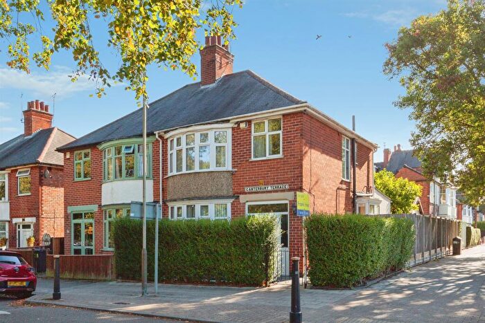 3 Bedroom Semi-Detached House For Sale In Canterbury Terrace, Leicester, LE3