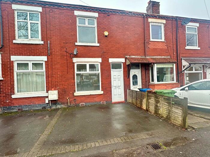 2 Bedroom Terraced House To Rent In Dialstone Lane, Offerton, Stockport, Cheshire, SK2