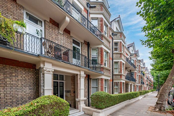 3 Bedroom Flat To Rent In Castellain Road, Maida Vale, London, W9