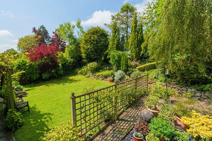 5 Bedroom Detached House For Sale In Hunters Bank, Old Road, CT4
