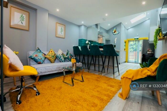 5 Bedroom Terraced House To Rent In St. Georges Road, Coventry, CV1