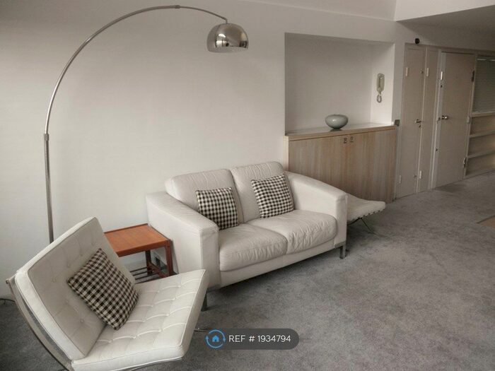 1 Bedroom Flat To Rent In Barbican, City Of London, EC2Y