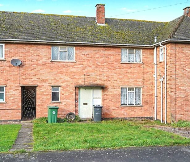 3 Bedroom Terraced House For Sale In Poplar Road, Loughborough, LE11