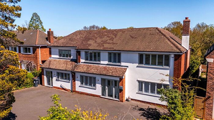 4 Bedroom Detached House For Sale In Brooks Road, Sutton Coldfield, B72