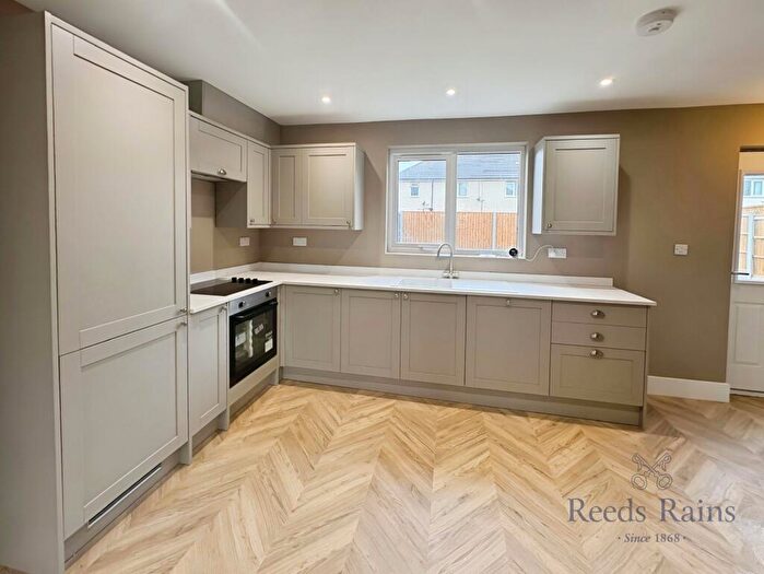 3 Bedroom Semi-Detached House To Rent In Long Lane, Garston, Liverpool, Merseyside, L19