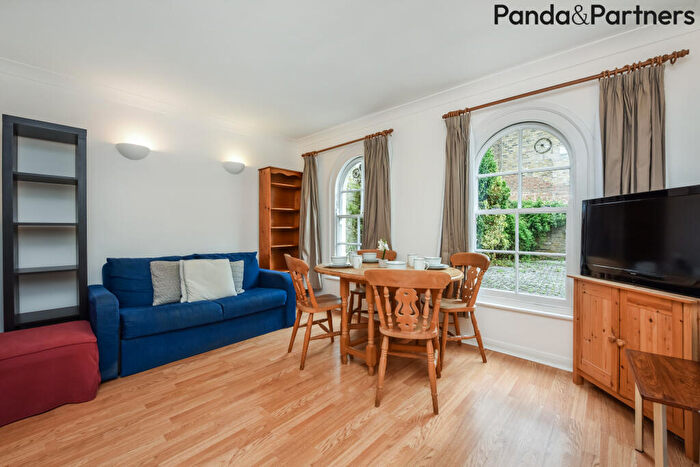 1 Bedroom Flat To Rent In White Horse Lane, London, E1