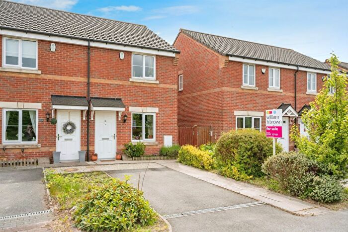 2 Bedroom Semi-Detached House For Sale In Northfield Avenue, Toll Bar, Doncaster, DN5