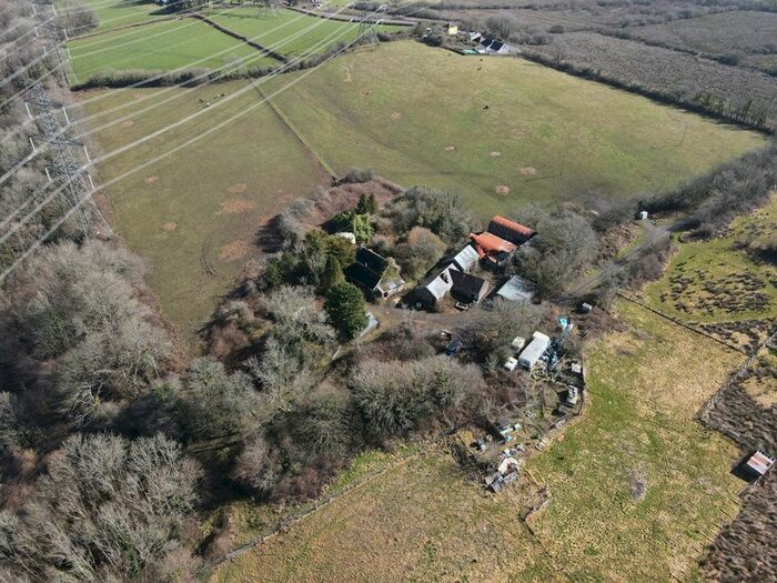 3 Bedroom Detached House For Sale In Myrtle Hill, Ponthenri, SA15