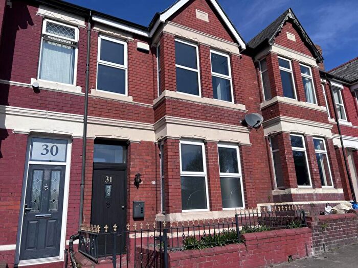 4 Bedroom House To Rent In Broad Street, Barry, Vale Of Glamorgan, CF62