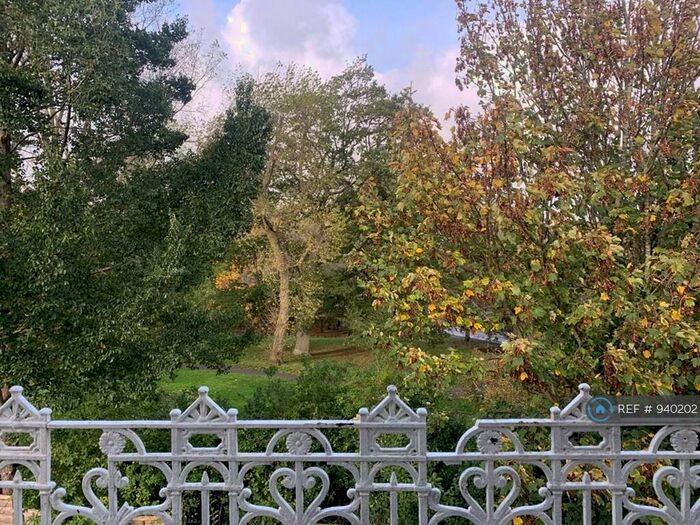 1 Bedroom Flat To Rent In York Avenue, Hove, BN3