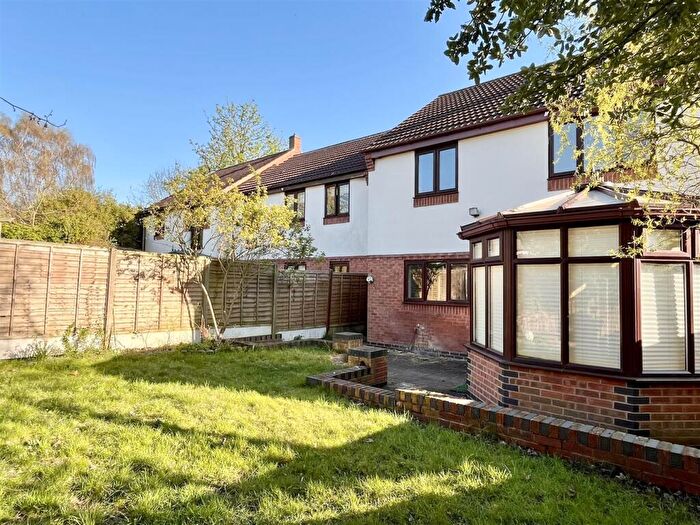 4 Bedroom Detached House For Sale In The Oaks, Sutton Coldfield, B72