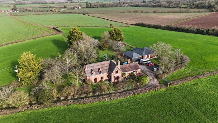 4 Bedroom Detached House For Sale In Huntley Road, Tibberton, GL19