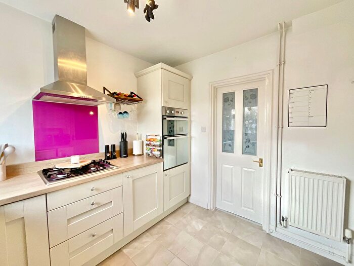 3 Bedroom Terraced House For Sale In Priory Road, Stone, ST15 - Photo 9