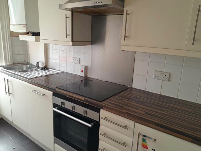 1 Bedroom Flat To Rent In Lathom Road, Southport, PR9