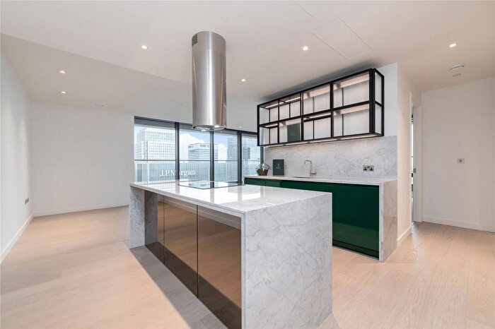 2 Bedroom Flat To Rent In Bagshaw Building, Wards Place, E14