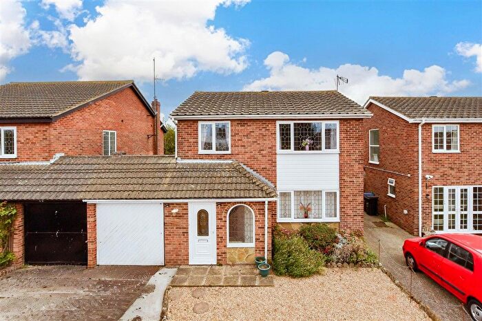 3 Bedroom Link Detached House For Sale In Greenfield Road, Ramsgate, Kent, CT12