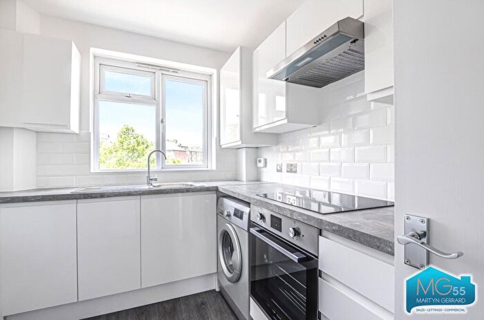 1 Bedroom Apartment To Rent In Temple House, Ward Road, Tufnell Park, N19