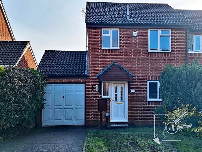3 Bedroom End Terrace House To Rent In Thistledown, Weavering, Maidstone, ME14