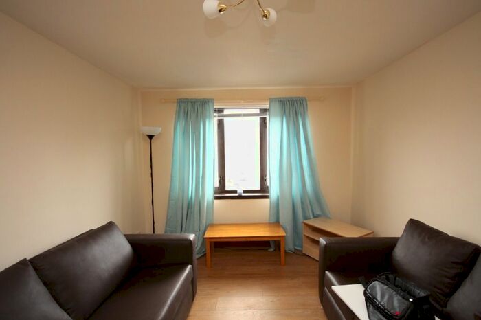 2 Bedroom Flat To Rent In Great Northern Road, Woodside, Aberdeen, AB24