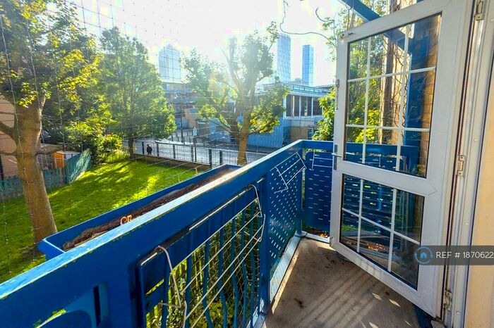 3 Bedroom Flat To Rent In Grenada House, London, E14