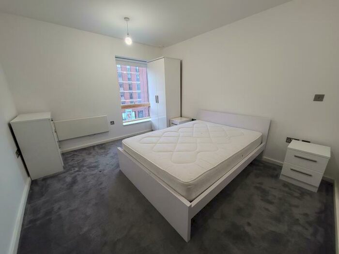 2 Bedroom Apartment To Rent In Apt . :: Ice Plant, M4