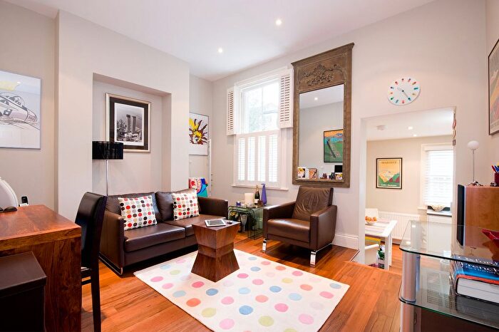 1 Bedroom Flat For Sale In Dancer Road, Fulham, London, SW6